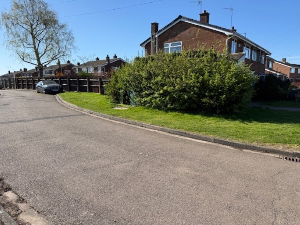 Lot: 84 - PARCEL OF FREEHOLD LAND WITH POTENTIAL - Second parcel of land with does not include the sub-station